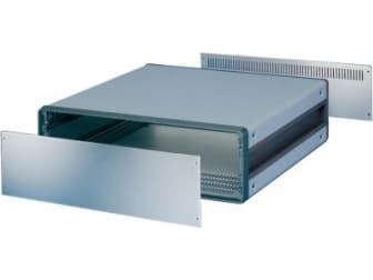 TRITON SCHROFF CompacPRO bakpanel med ventilerade uttag, 6 HE, 63 HP