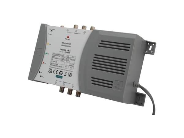 Triax 318601, 5 innganger, 6 utganger, 950 - 2200 MHz, 47 - 694 MHz, 180 - 264 V, -20 - 55 °C