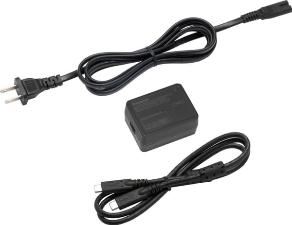 Panasonic AC-adapter USB-C