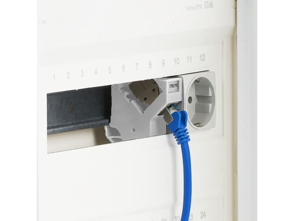 EFB-Elektronik Keystone modulholder 1-port, for topphatskinne i underdistribusjoner, plast Produsent: EFB Elektronik (ET-25186.V3)
