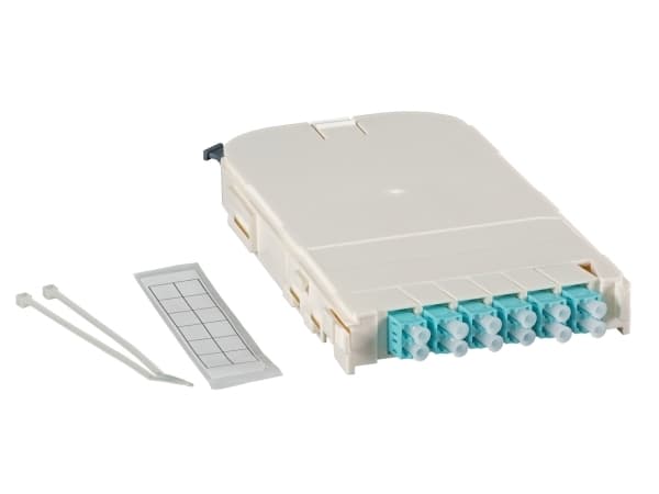 EFB-Elektronik FTTH-modulspor for FTTH-BGT, 12 porter LC med OM4 keramiske koblinger Produsent: EFB Elektronik (FTTH-MODUL-LCOM4)