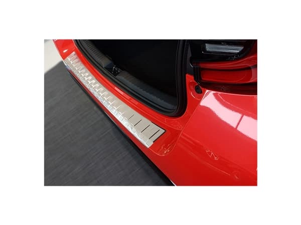 Latausreunasuoja Toyota Yaris IV 5D 2020- Teräs