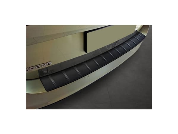 Latausreunasuoja Skoda Superb IV Combi 2024- Mattamusta