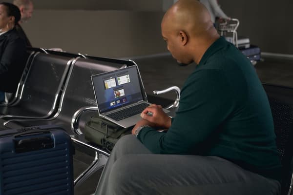 HP EliteBook Ultra G1q Qualcomm Snapdragon X1E-78-100 Bärbar dator 35,6 cm (14") Pekskärm 2.2K 16 GB LPDDR5x-SDRAM 1 TB SSD Wi-Fi 6E (802.11ax) Window