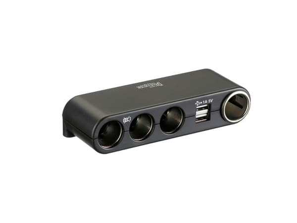 Pistorasia, jossa 4 pistorasiaa ja USB 12/24v