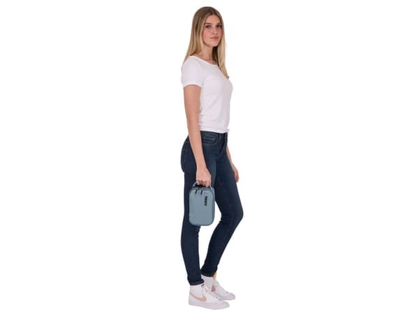 Thule Chasm TCGC301 Pond Grey, Taskulaukku, Kierrätetty polyesteri, 150 g, Sininen