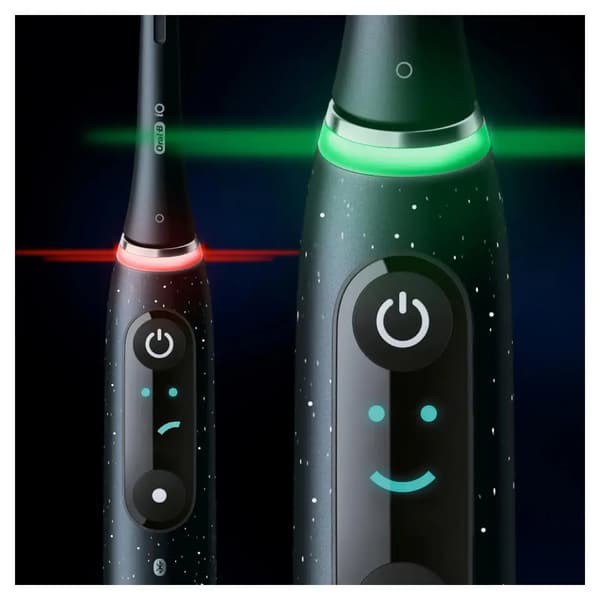 Oral-B iO Series 10 Vuxen Roterande och oscillerande tandborste Svart