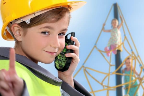 Alecto Walkie Talkie setti 2 kpl lapsille, 3 km kantama, naamioitu