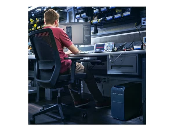 HP Workstation Z4 G5 - Tower 4U - 1 upp till - RAM 64 GB - SSD - Gigabit Ethernet - skärm: ingen - svart