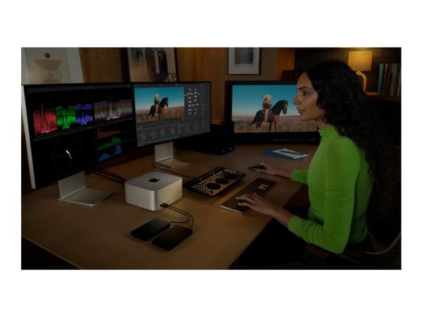 Apple Mac Studio - USFF M3 Ultra upp till - RAM 96 GB - SSD 1 TB - M3 Ultra 60-core - Gigabit Ethernet, 10 Gigabit Ethernet, 5 Gigabit Ethernet, 2.5