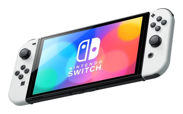 Nintendo Switch OLED + Mario Kart 8 Deluxe + Switch Online 12 Months bärbara spelkonsoller 17,8 cm (7") 64 GB Pekskärm Wi-Fi Vit