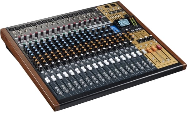 Tascam Model 24, 24 kanaler, Bluetooth, 52 W, Sort, Gull, Tre