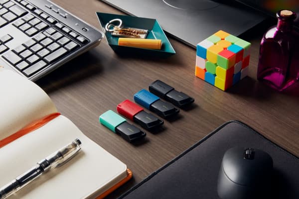Kingston Technology DataTraveler Exodia M USB-sticka 128 GB USB Type-A 3.2 Gen 1 (3.1 Gen 1) Svart, Röd