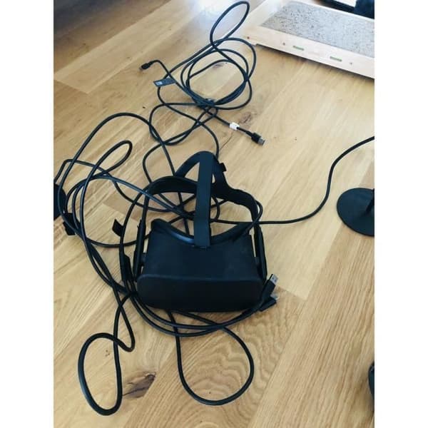 Oculus rift VR virtual reality-headset 2 kontroller 2 sensorer Testad funktionell- REFURBISHED