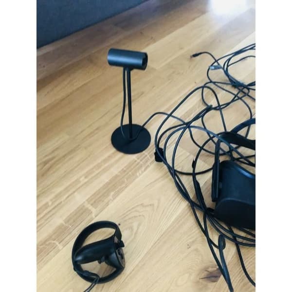 Oculus rift VR virtual reality-headset 2 kontroller 2 sensorer Testad funktionell- REFURBISHED