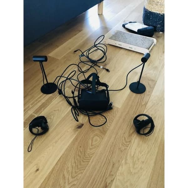 Oculus rift VR virtual reality-headset 2 kontroller 2 sensorer Testad funktionell- REFURBISHED