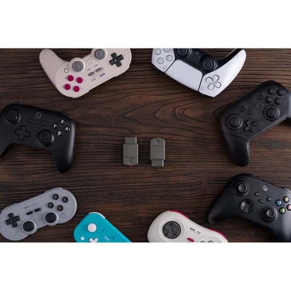 Bluetooth-adapter - 8Bitdo - Sega Saturn - Windows 10 &amp; 11 kompatibel - Flera kontroller - Trådlös