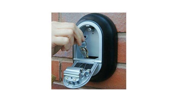 Yale Key Safe - Kombinationslås - Nyckelskåp - För inomhus och utomhus - 187 x 130 x 30 mm - Svart/Silver