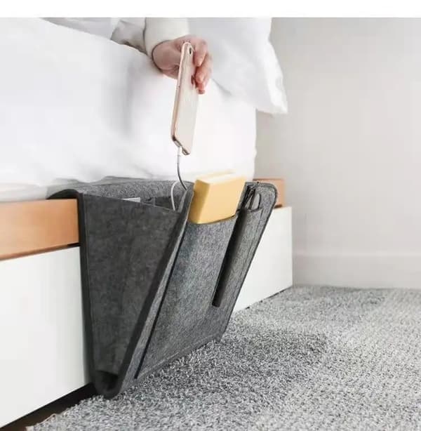 Pouch Bed – Förvaringsväska i Filt för Ditt Hem