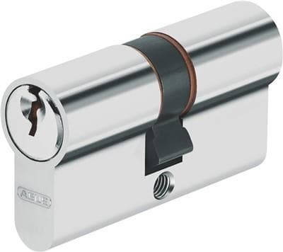 CLUB3D USB-autolaturi 1xUSB CA 63W 12/24V vähittäismyynti (CAC-1922)