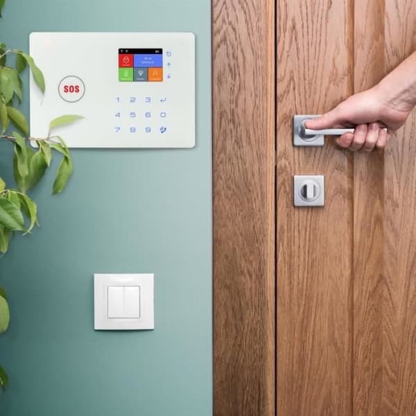 Amazon GSM WIFI Trådlöst anslutet hemlarmsats och WIFI-kamera - Lifebox - KIT9
