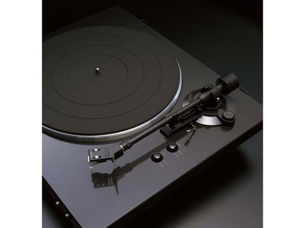 Denon DP-300F