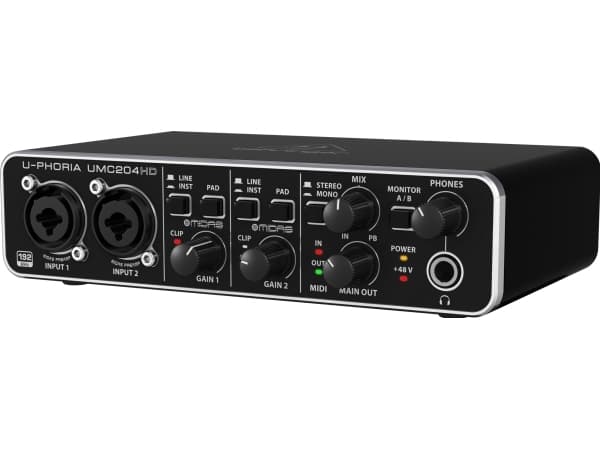 Behringer UMC204HD