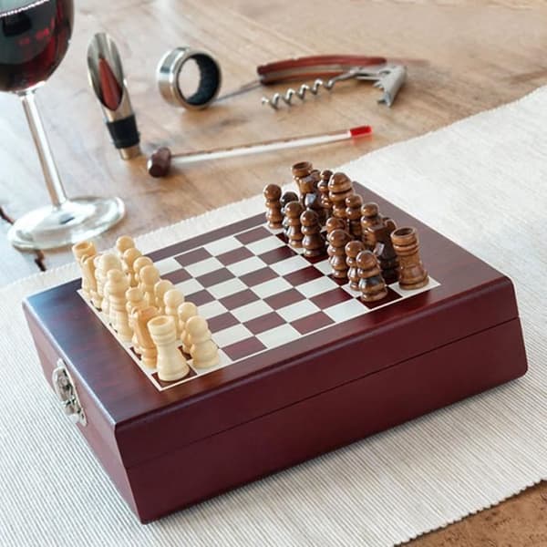 SHOP-STORY - Vin- och schacktillbehörsset i kartong (37 delar) Perfekt present till vin- och schackfans