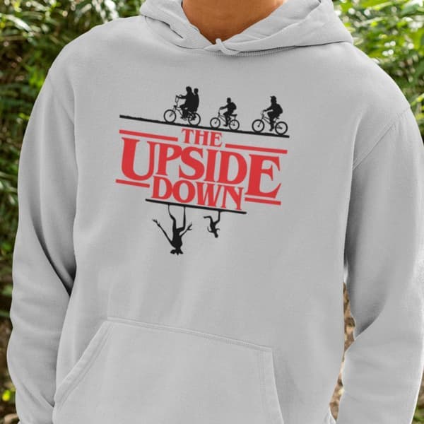 The upside down - grå huvtröja Stranger things stil