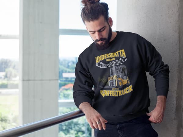Splash gaffeltruck Sweatshirt - Underskatta aldrig gubbe svart