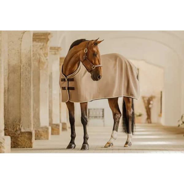 Kentucky Show Vegan Wool Villamatto 155 cm