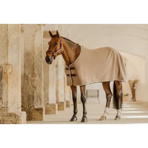 Kentucky Show Vegan Wool Villamatto 155 cm