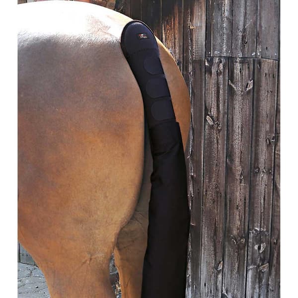 Premier Equine Padded With Detachable Tail Bag Halebeskytter