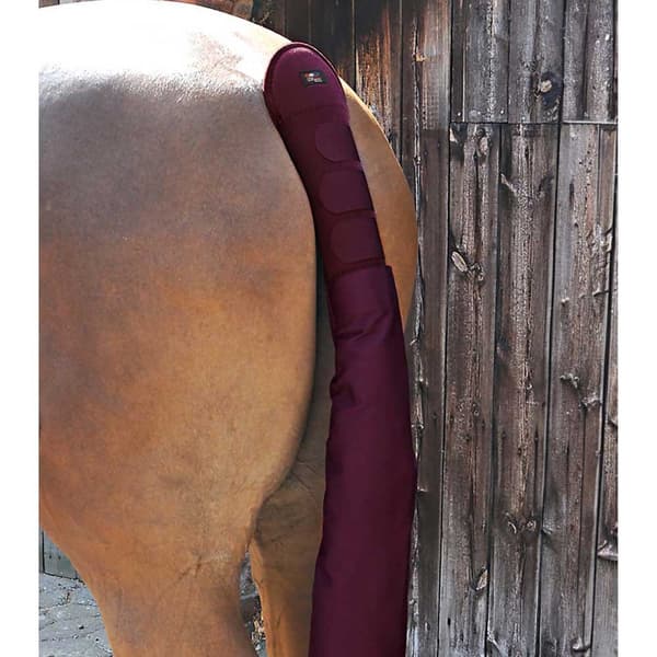 Premier Equine Padded With Detachable Tail Bag Halebeskytter