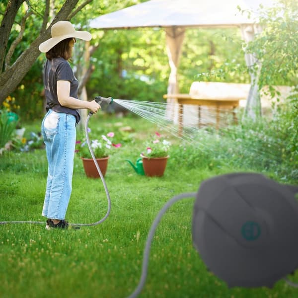 ECD Germany Slangvinda 30m+2m, slangvinda, väggmonterad slangbox RollUp med låsstopp och 9 sprayfunktioner, 180° svängbar, automatisk vatten- och