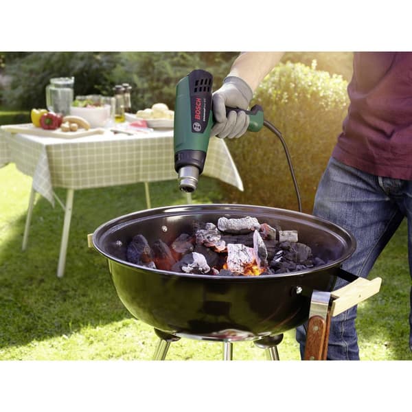 Bosch Home and Garden 06032A6102 UniversalHeat 600 Värmepistol inkl. Tillbehör 1.800 W