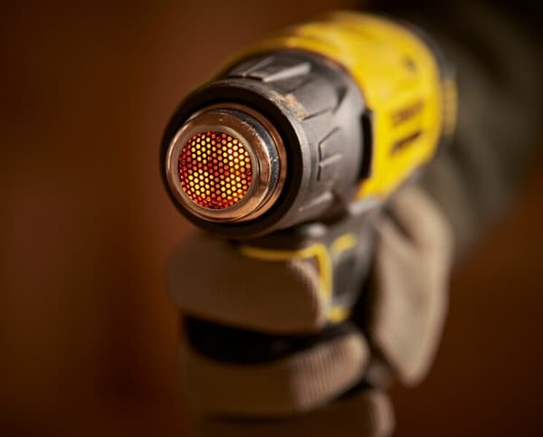 Stanley FATMAX SFMCE530B 18V v20 batteridriven värmepistol