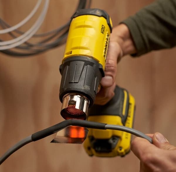 Stanley FATMAX SFMCE530B 18V v20 batteridriven värmepistol