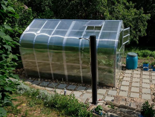 Drivhus Baumera STANDARD 10 - 2,5x4m med 6 mm polycarbonatbelægning