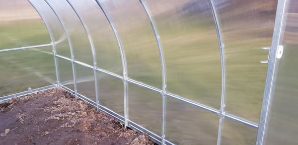 Kasvihuoneet KLASIKA TUBE 3x4m (12m2) perustuksella ja 4mm polykarbonaattipinnoitteella