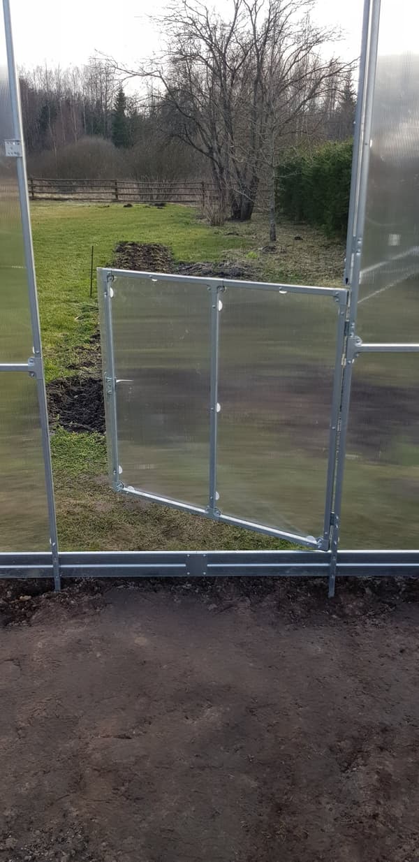 Kasvihuoneet KLASIKA TUBE 3x4m (12m2) perustuksella ja 4mm polykarbonaattipinnoitteella
