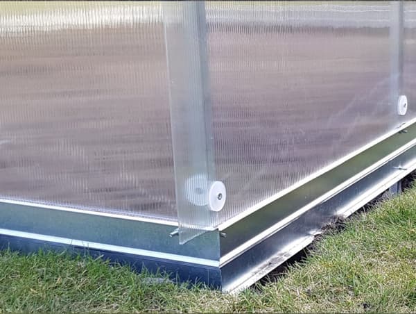 Kasvihuone KLASIKA TUBE 3x10m (30m2) perustuksilla ja 4mm polykarbonaattipinnoitteella