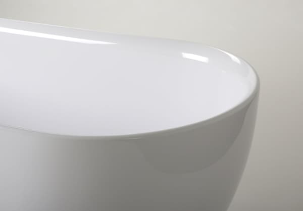 Vapaasti seisova kylpyamme 157x68 cm valkoinen kiilto Dessi Home Leto