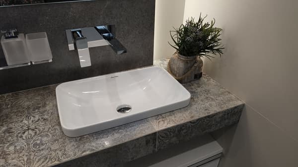 Indbygget håndvask 50x31,5 cm hvid glans rektangulær Karai DESSI HOME