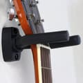 Miniatyrbild 2 av 10: Vägghållare i metall för Gitarr