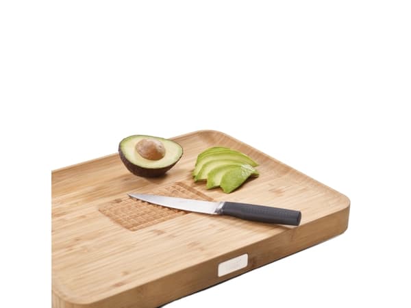 Skärbräda Cut & Carve Bamboo Josephjoseph®