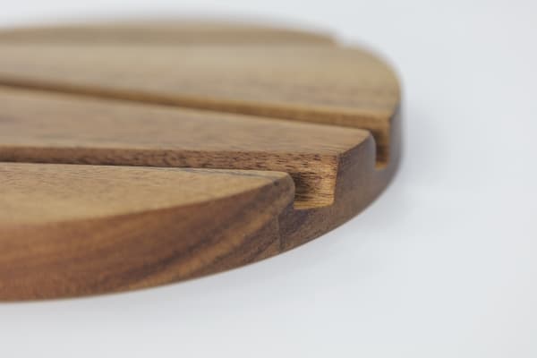 Bordskåner grafisk HOME - Ø: 20cm x H: 2cm - Akacie - Træ