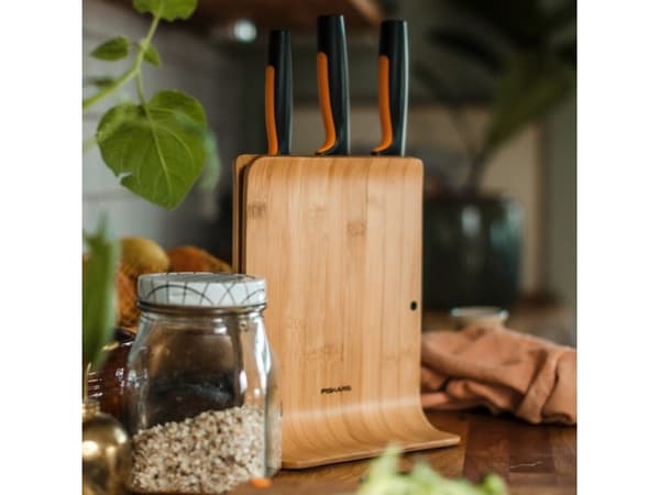 Fiskars Functional Form Bambu veitsikotelo 3 veitselle, 1057553