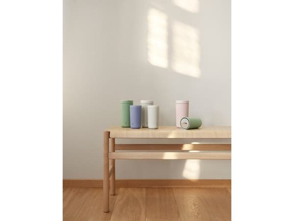 Stelton To Go Click, vaaleanpunainen, ruostumaton teräs, polypropeeni, muovi, 4 t, 8 t