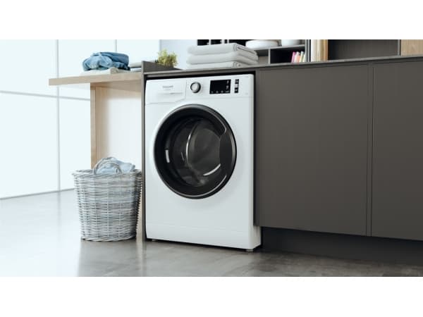 Hotpoint NM11 846 WS A EU N -pesukone Etupakkaus 8 kg 1351 rpm Valkoinen